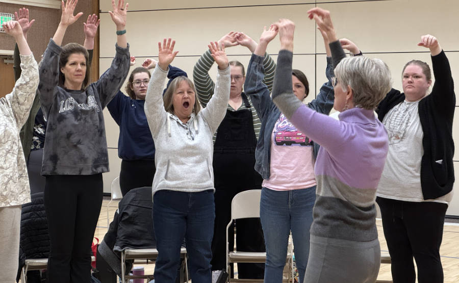HUM Women's Chorus Group
